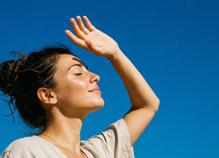 Come proteggere la pelle dal sole in modo naturale