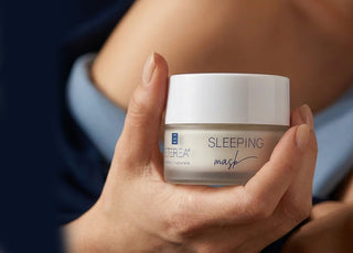 Sleeping mask: il rituale notturno che trasforma la pelle